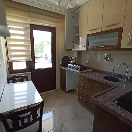 Koilada Carpisantuerk Konaklari İmroz